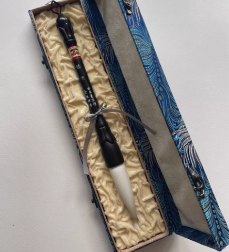 18年纯羊毫京楂(浩月)1支代锦盒 出锋:...