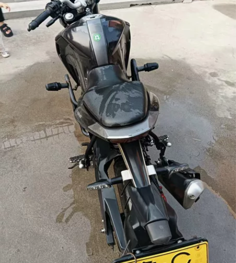 19年贝纳利小迅龙150 黑色 个人二手 ...