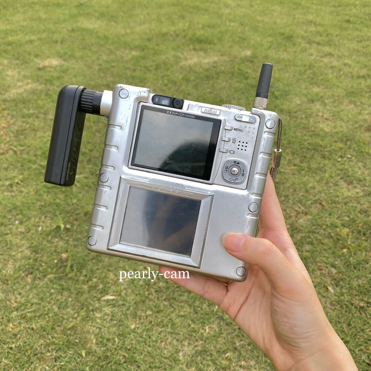 双屏CCD 二手老数码 非常特别的一台相机...