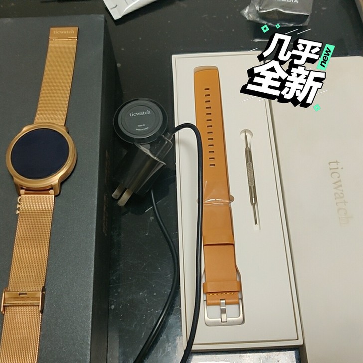 Ticwatch1代，戴的比较少，成色很好...