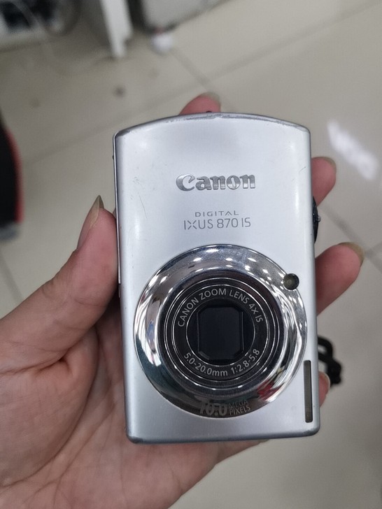 佳能卡片机870IXUS 带电池2GSD卡