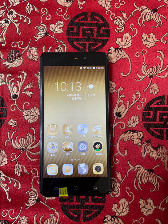 海信F76.mimi，3十32，全网通4G...