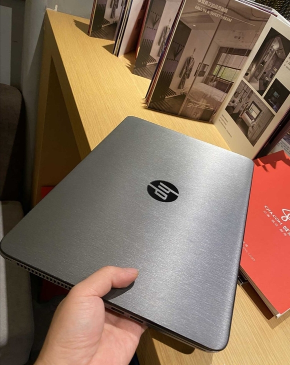 亏本处理转让女生自用惠普笔记本电脑 原装正...