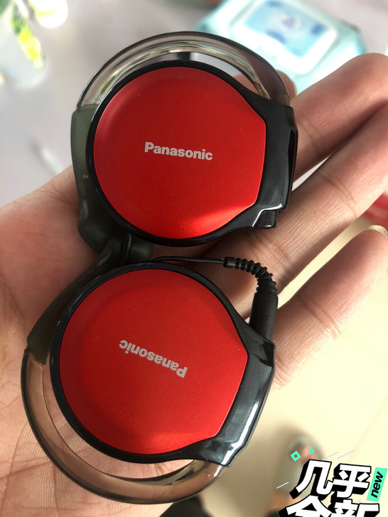 全新松下耳挂耳机 型号HSW50 没用过只...