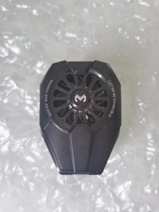 半导体散热器，边充边玩，手机不发热