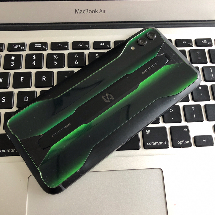 黑鲨游戏手机2Pro