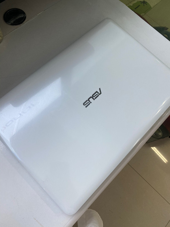 华硕笔记本电脑 白色 很新 E502n 正...