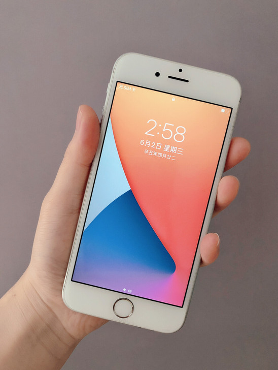 个人闲置一台苹果手机6s128g，之前做微...