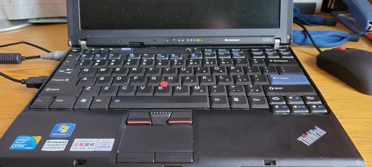 X201i thinkpad 第一代i3