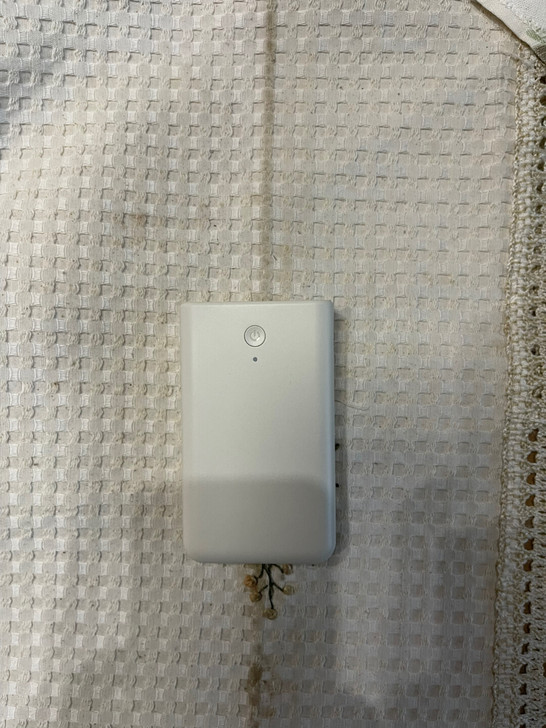 MUJI 无印良品 限量版 移动电源 白色...