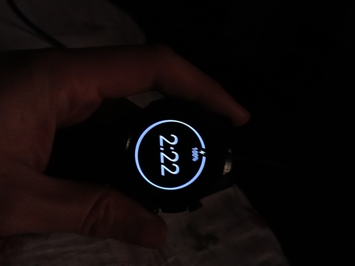 ticwatch pro 蓝牙版本九成新，...