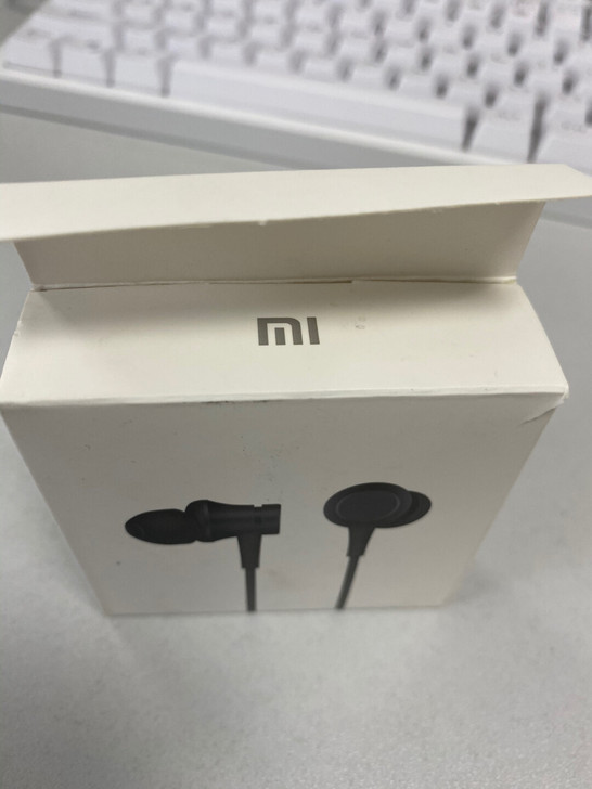 换苹果了，小米耳机闲置了，有需要的联系吧！