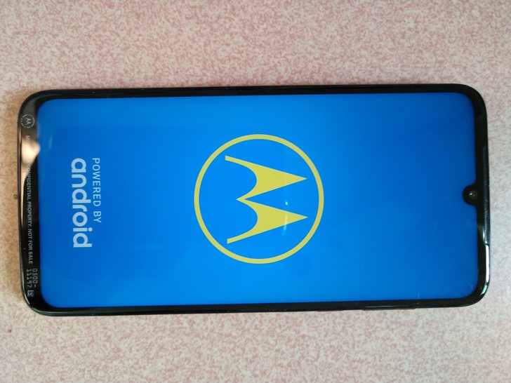 MOTO摩托罗拉moto g8  plus...