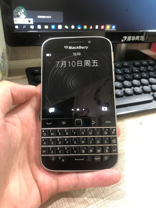 BlackBerry 黑莓 Classic...