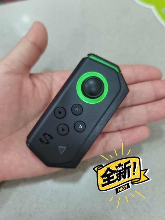 全新老公的黑鲨游戏手机手柄，一次也没用过，...