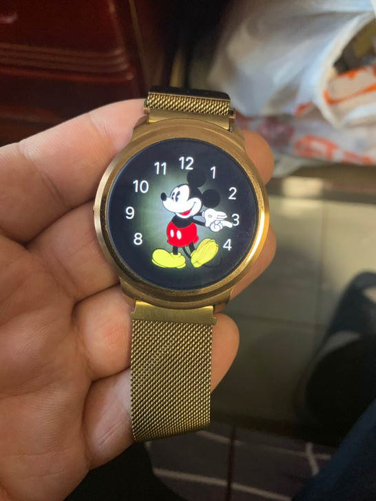 ticwatch一代,充电线充电器齐全,便...