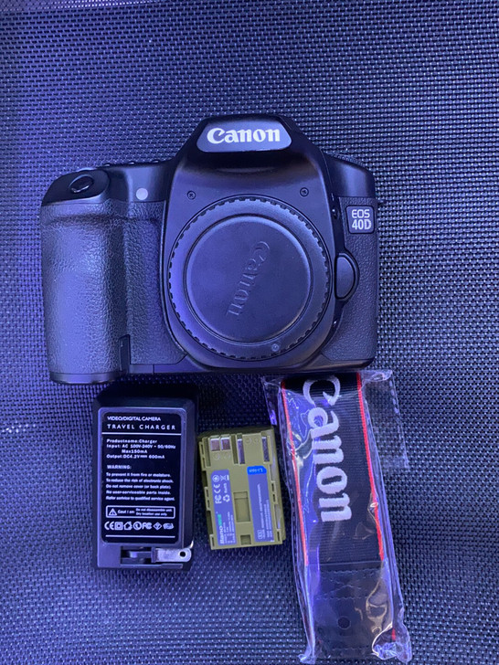 佳能 EOS 40D 成色新