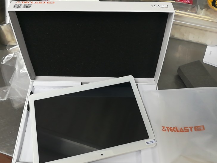 全新，台电平板电脑，t  pad  10....