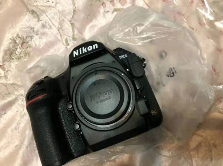 全新正品国行d850+28－300套机