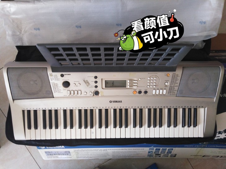 雅马哈电子琴～～～当时1500买的！孩子已...