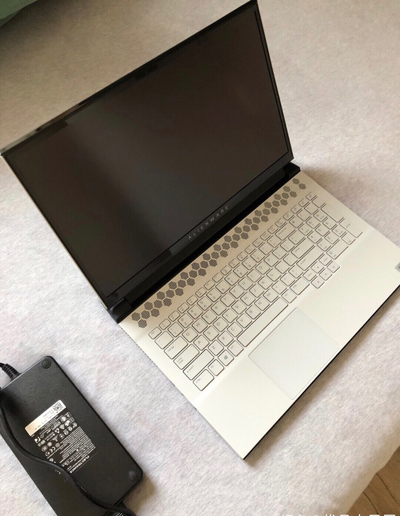 戴尔外星人笔记本电脑alienware M...