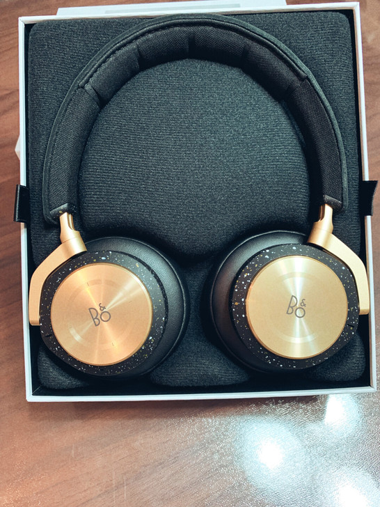 B##amp；amp；O H9i限量版
