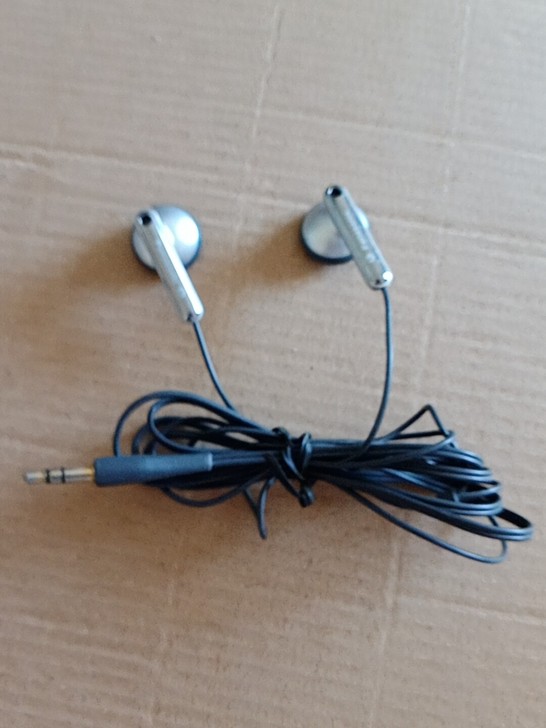 松下少见灰色耳机，实物图片，不掉字，音质成...