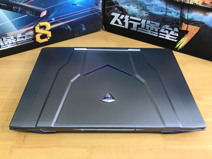 笔记本电脑 机械师F117 七代i7 8g...