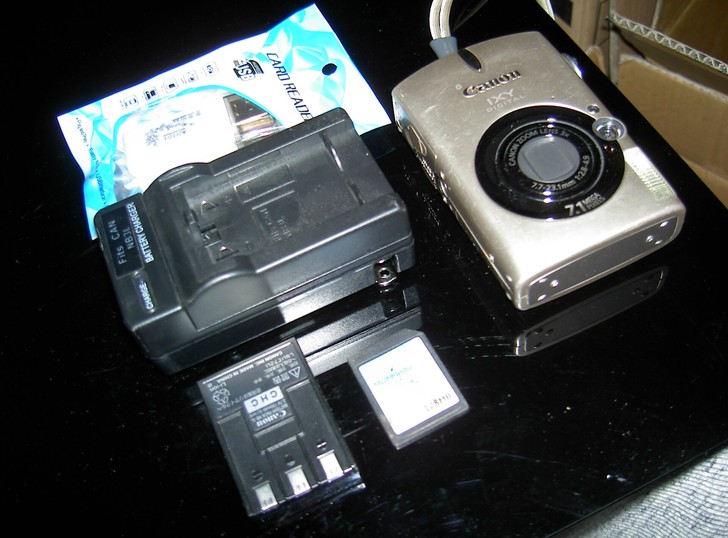 特价 CANON IXY 700 日本带回...