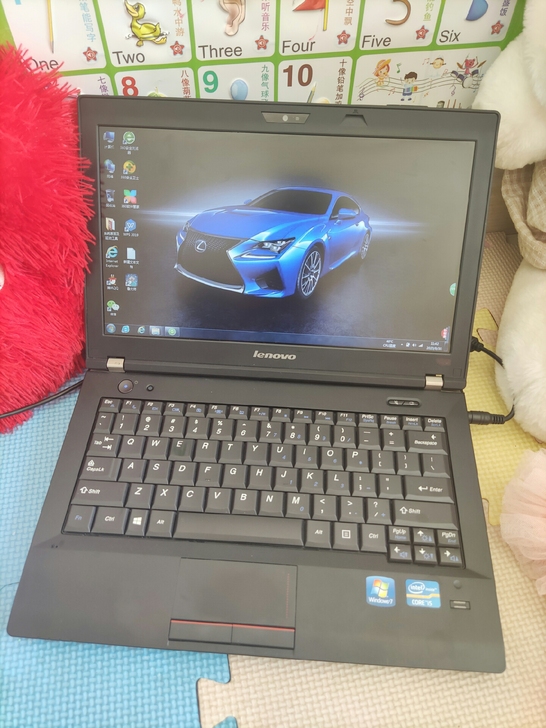 挥泪装让i5高配联想笔记本电脑性能很好