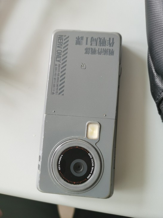 夏普sh 06a，功能正常，配件一手机壳，...