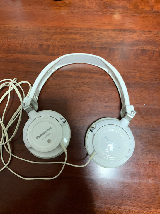 松下耳机一个,音质优美,售出不退
