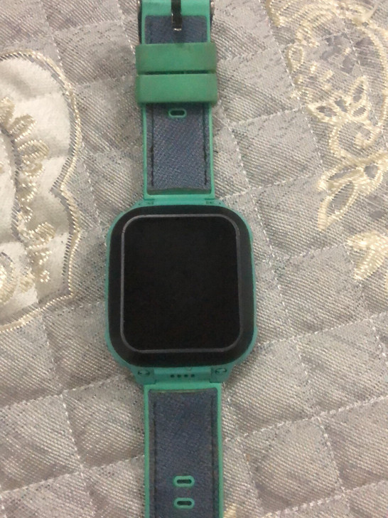 小天才Z2Y电话手表，成色如图，正常使用无...