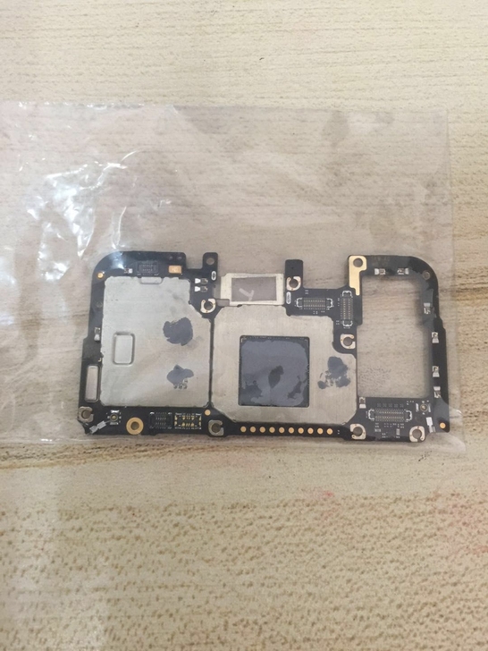 黑鲨2代主板，8+128G~580，skw...