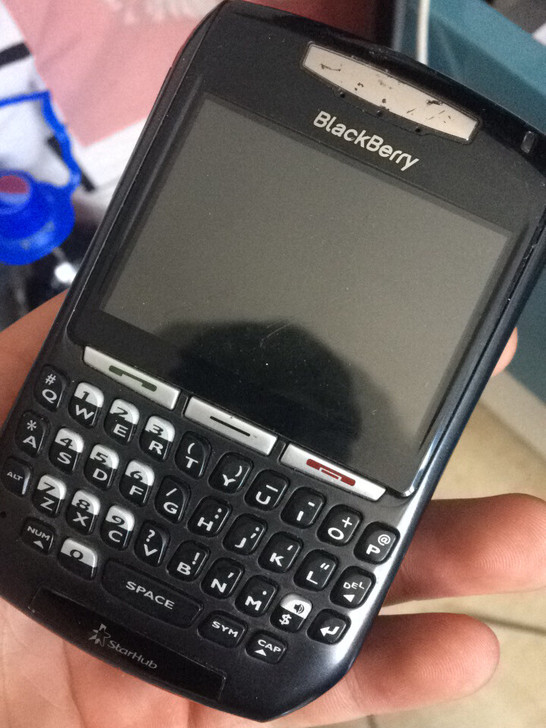 黑莓8707g 没电池 不能开机测试 就当...