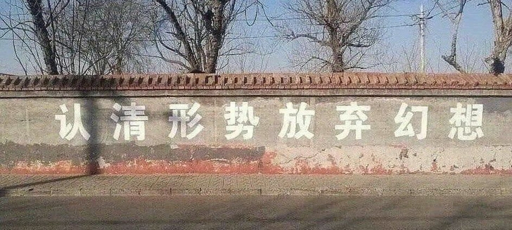 出一个罗马仕3w毫安充电宝，有快充的，用了...