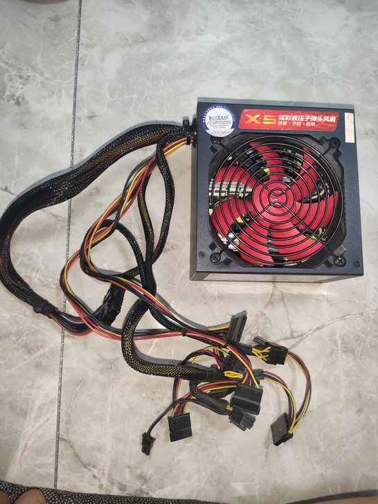 超频三x5炫彩版额定350瓦电源，没拆没修...
