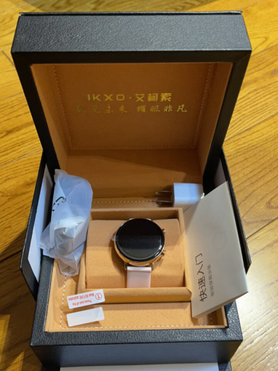 全新有盒，未激活，智能手环可接听电话手表，...