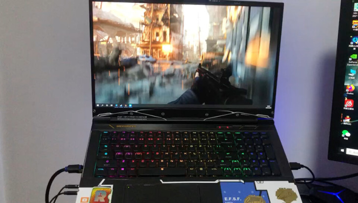 机械革命x8ti plus ，箱子配件都在...