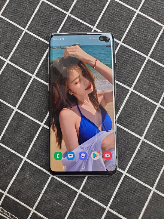 自用几乎全新正品三星s10+国行系统全网通...