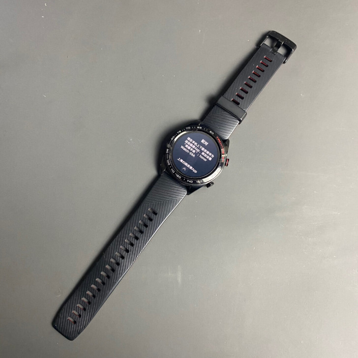 华为荣耀手表熔岩黑运动户外智能手表测心率睡眠