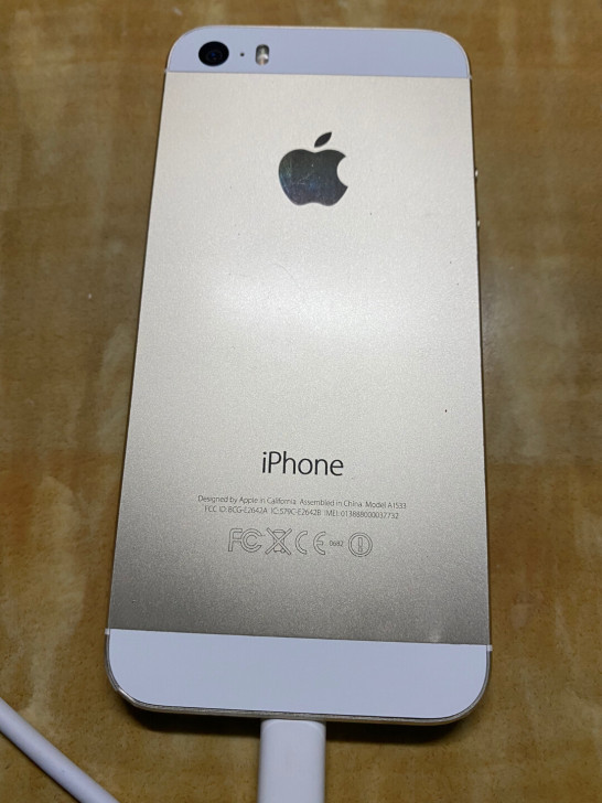 iphone 5S港版无锁三网，也是收藏的...