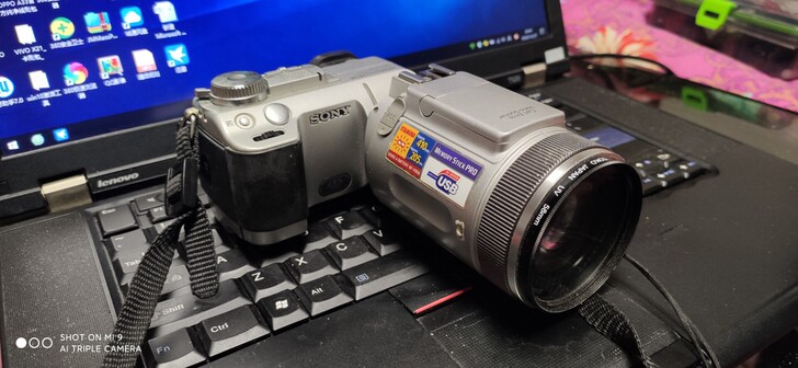 索尼DSC-F717普通数码相机，成色9新...