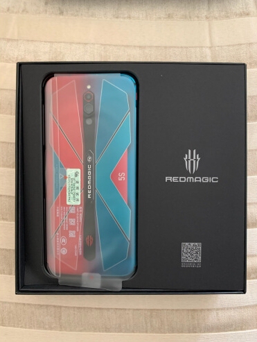 努比亚红魔5s手机，全新正品！自己店不干了...