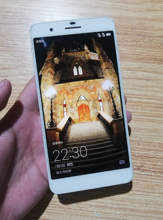 华为  荣耀 6 Plus，8新，3+16...