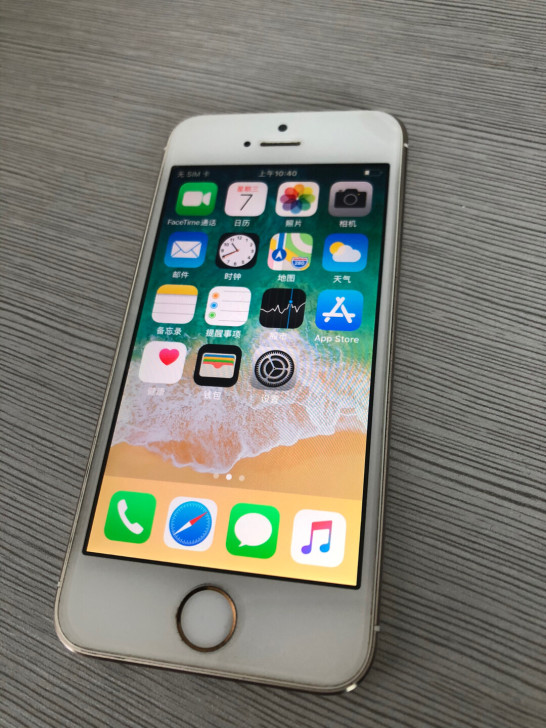 经典iPhone5S金色转让，16G，各项...