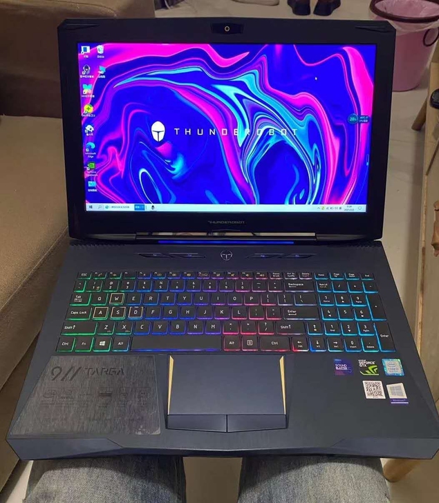 i7六核雷神911Targa耀蓝144hz...