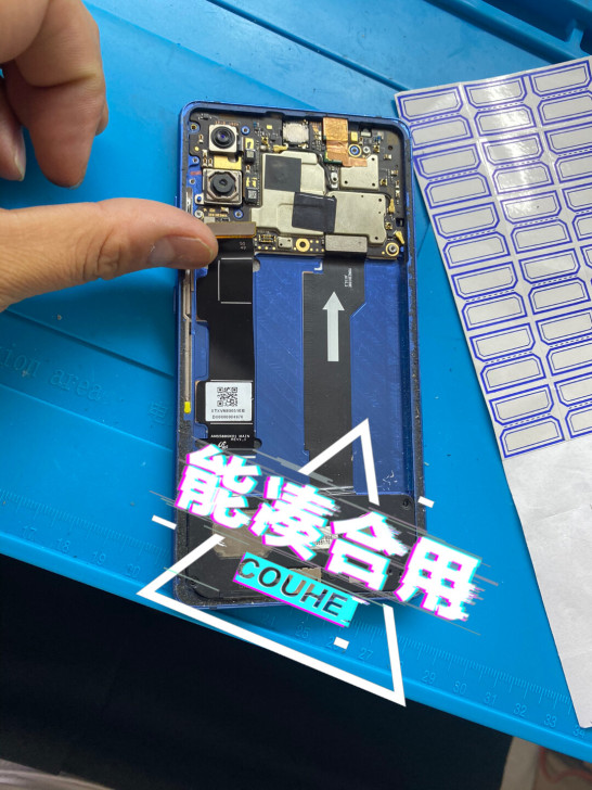 小米8SE  原装拆机外爆小花总成，内屏显...
