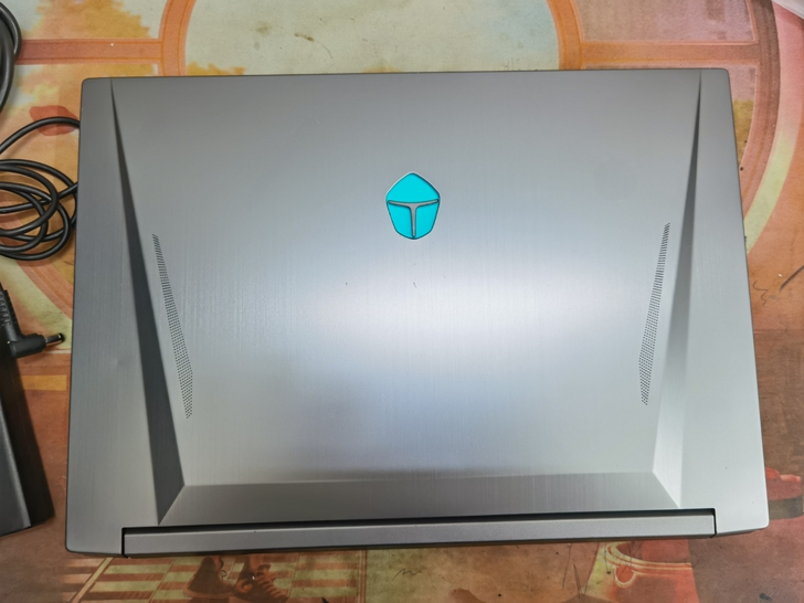 雷神911MT暗杀星全面屏轻薄游戏本9 i...