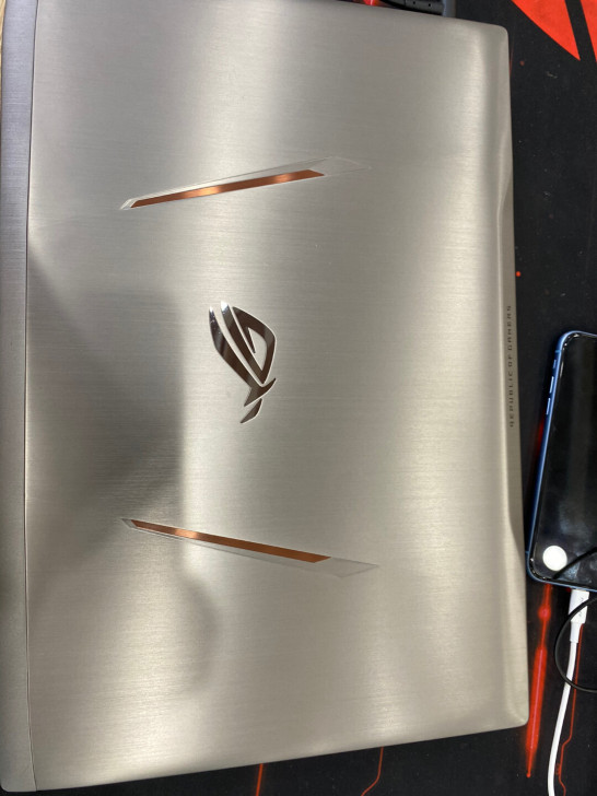 玩家国度 ROG S5V 15.6寸游戏笔...